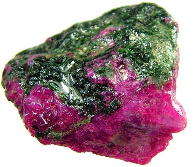 Zoisite Properties and Benefits